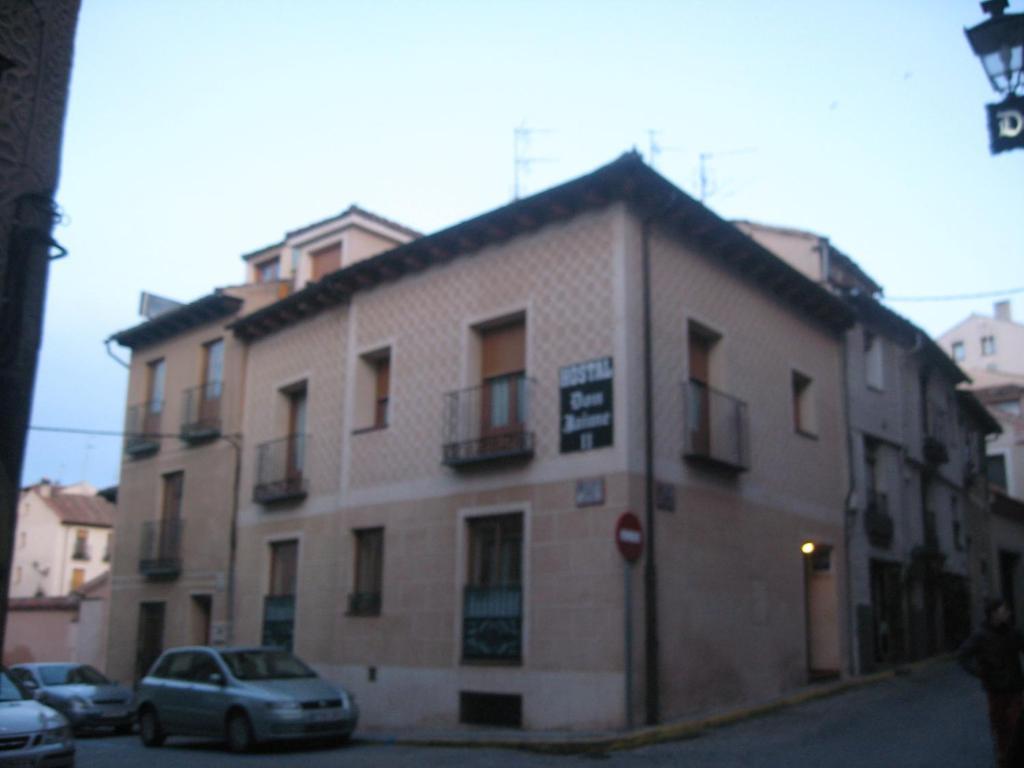Hostal Don Jaime II Segovia Ngoại thất bức ảnh