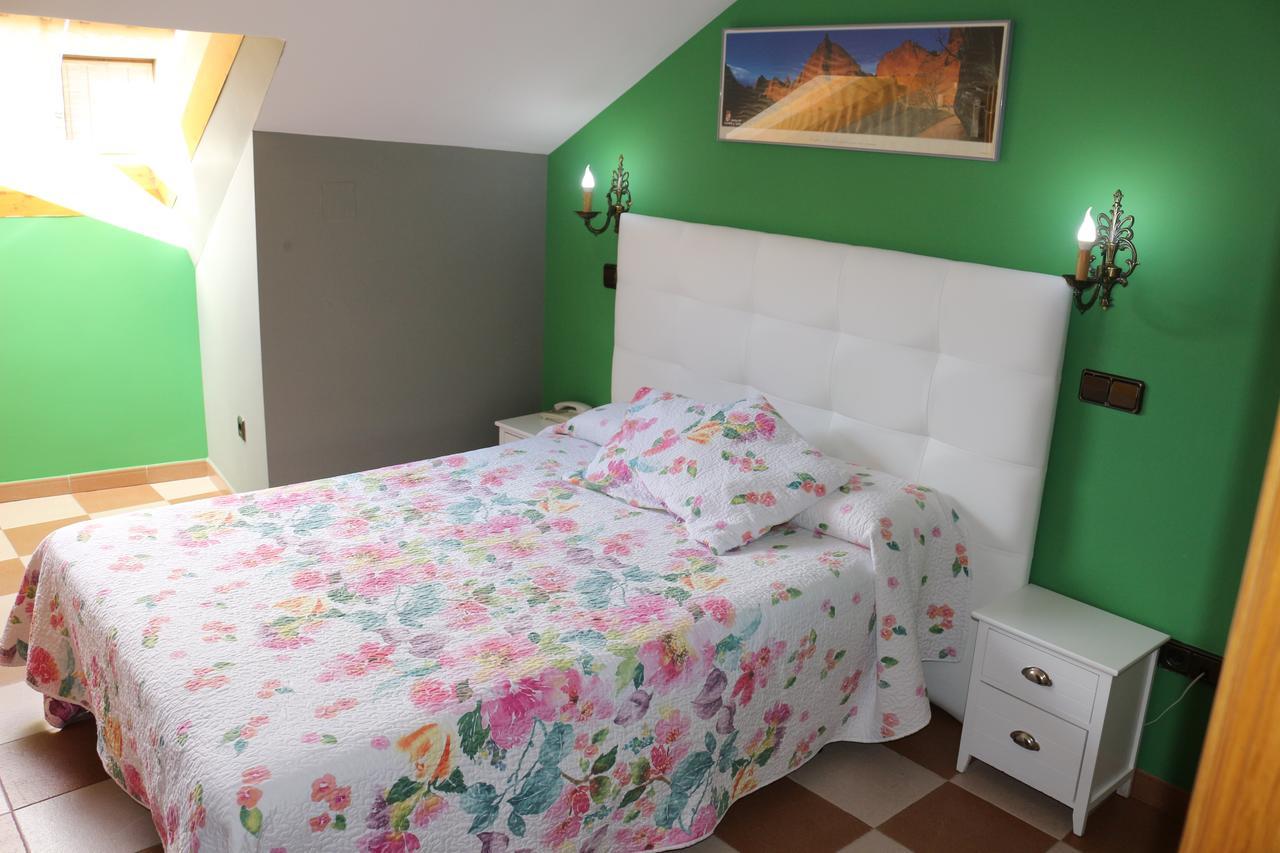 Hostal Don Jaime II Segovia Ngoại thất bức ảnh